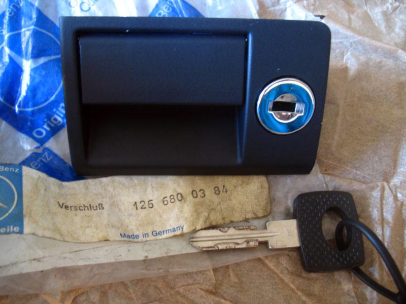Mercedes benz w126 glove box handle lock key 280 500 380 420 300 560 se sel sec