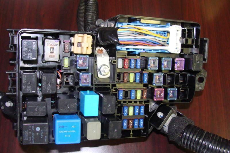 Buy 2011 MAZDA3 MAZDA 3 FUSE JUNCTION BOX UNDERHOOD OEM in Feasterville