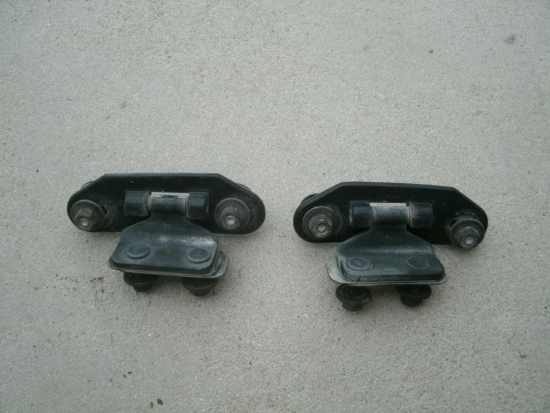 1982-1992 camaro hatch mounting bracket hinges - oem 