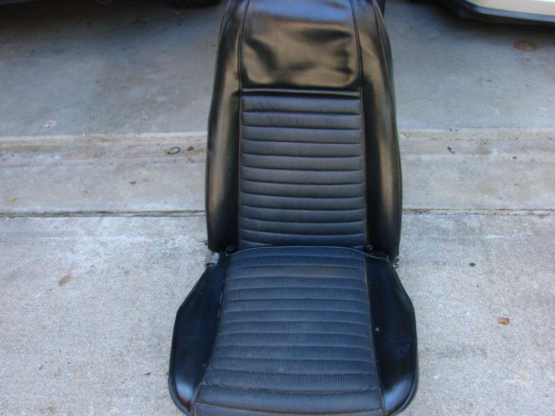 1967-1968 mustang front bucket seats  excellent condition