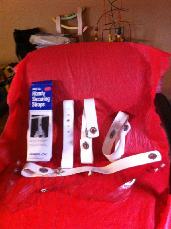 Eez-in handy securing straps - 6 total in this auction - 6 easy to use securing