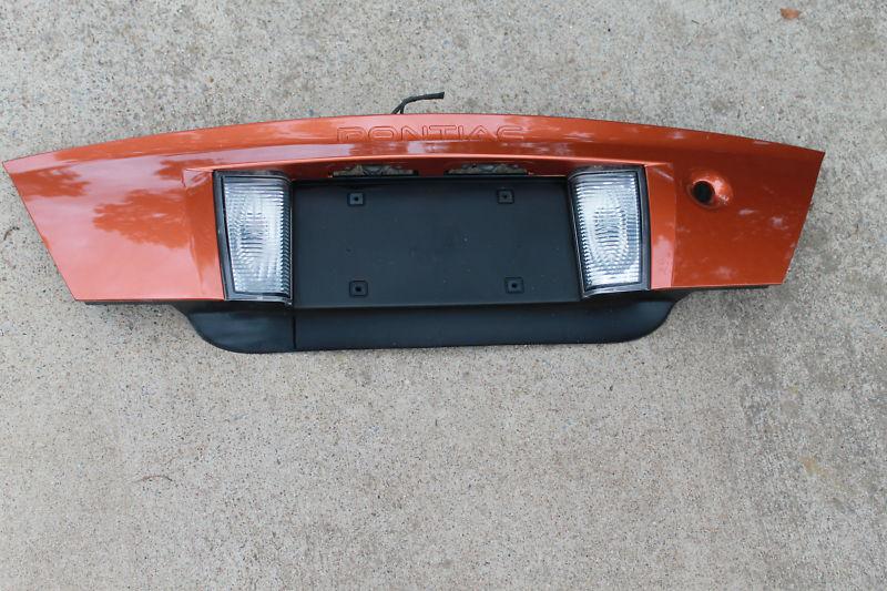Pontiac sunfire trunk deck lid skin panel license plate holder 2003 2004 2005