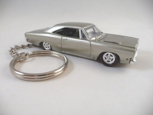 1968 plymouth road runner keychain silver key chain &#039;68 road runner