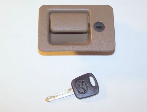 02 04 ford escape mazda tribute mariner glove box door handle lock latch w/key