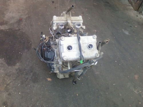 Honda vfr750 interceptor 750 vfr engine motor 5762