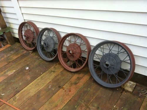 Wire wheels model a ford, very good coondition