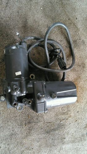 Omc cobra power trim and tilt pump with harness 912018