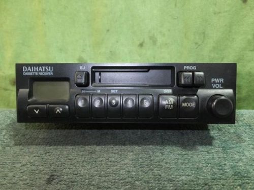 Daihatsu hijet 2006 radio cassette [8661200]