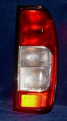 R tail light lamp 98 99 00 frontier 2000 1999 1998