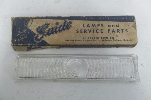 Nos 1946 pontiac glass parking light lens guide f-25 good condition