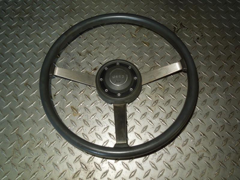 Factory steering wheel & horn cap, very nice! jeep wrangler yj, cherokee, & cj