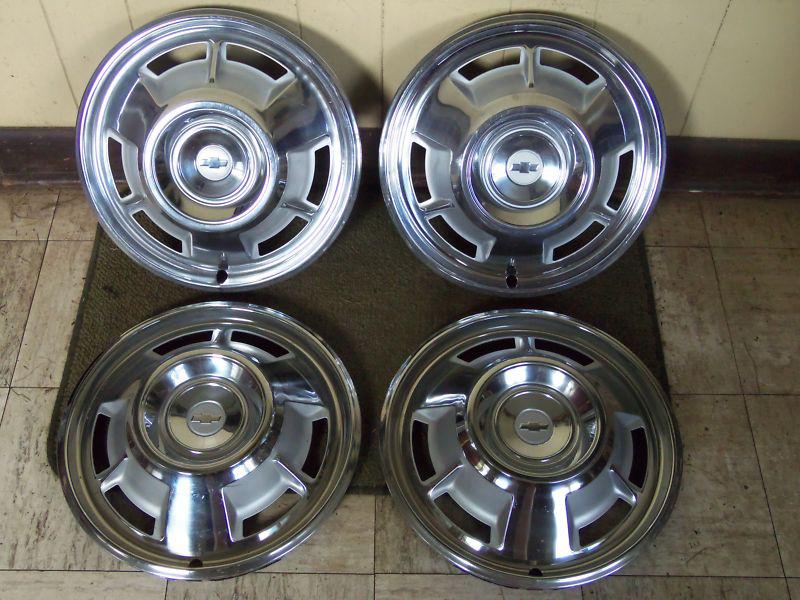 1967 chevrolet hub caps 14" set of 4 chevy wheel covers