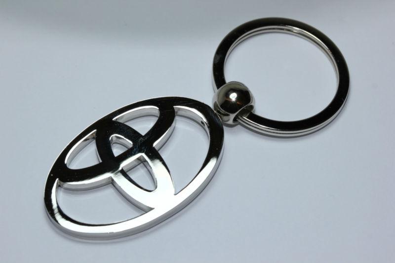 Toyota chrome key chain ring corolla sienna carmy yaris matrix free shipping