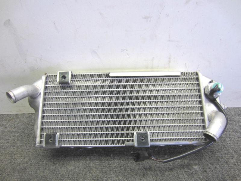 2009 suzuki dr-z 400sm left radiator w/ temp sensor - 400 sm drz dr z dr-z400sm