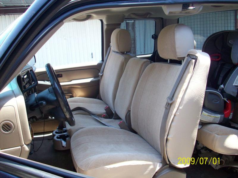 Chevy silverado 1500 & 2500 (2003-2006) custom made seatcovers vinyl water proof