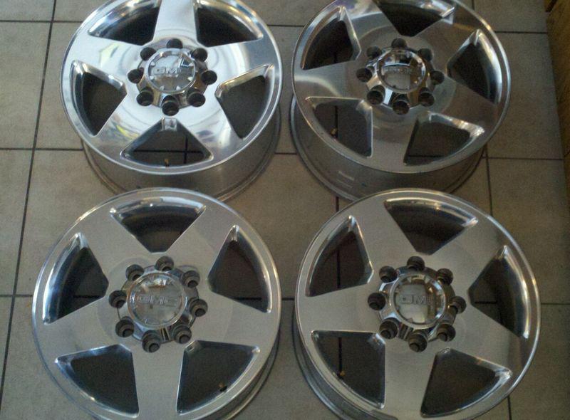 1 set 20" oem rims off a 2012 gmc denali hd 2500  rims caps good clean cond