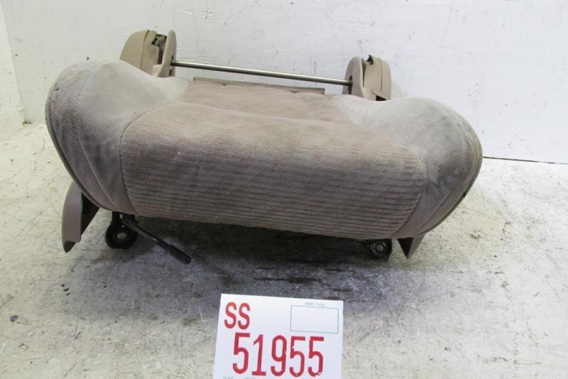 96-99 toyota 4 runner right passenger front seat lower seat cushion manual track