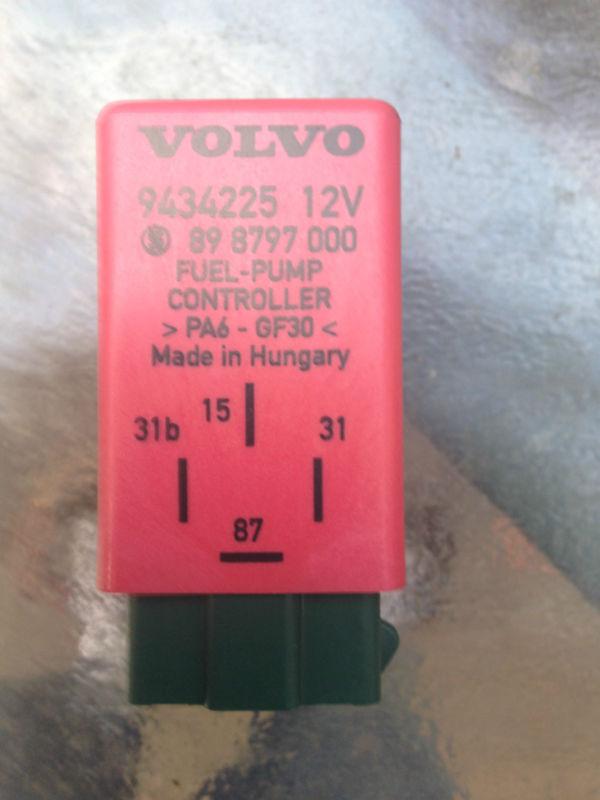 Genuine volvo fuel pump injection relay  9434225  fast ship
