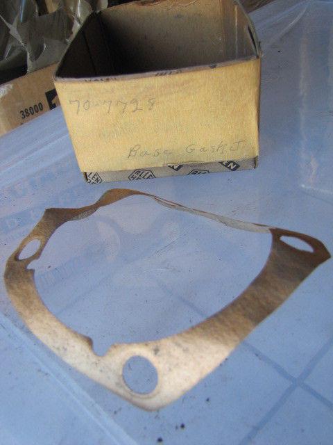Nos base gasket p/n 70-7728 for bsa, triumph or other british motorcycle