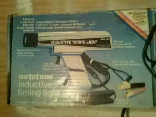 Auto tune vintage timing light mod# 4138 works great w/ box & instuct.