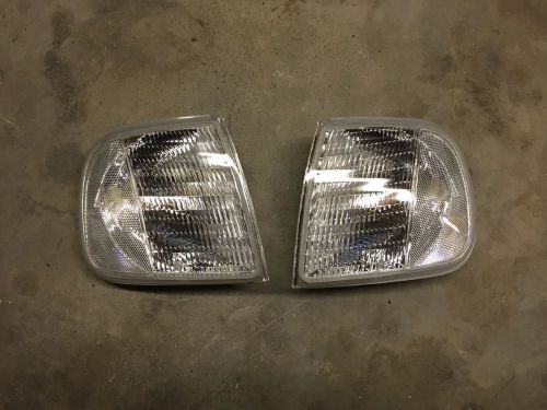 Ford f-150/expedition clear corner signal lights l+r
