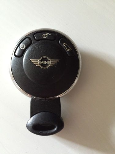 Oem mini cooper smart key remote, iyzkeyr5602, used, nice shape