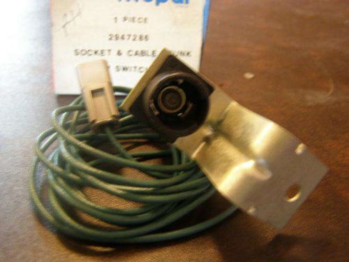 Nos mopar 69-72 b c body trunk lamp charger fury