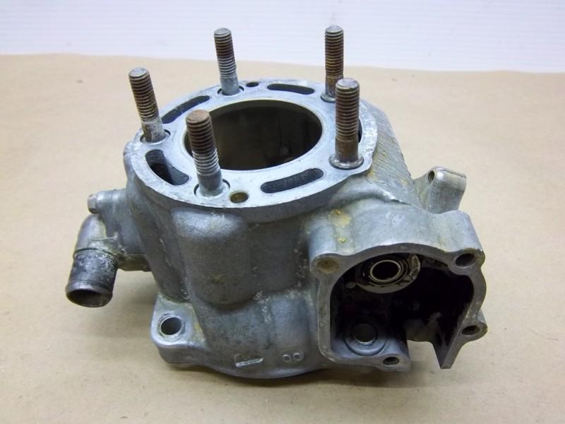 2001 honda cr125 cylinder core with a 54 mm chrome bore needs repair 01 cr 125