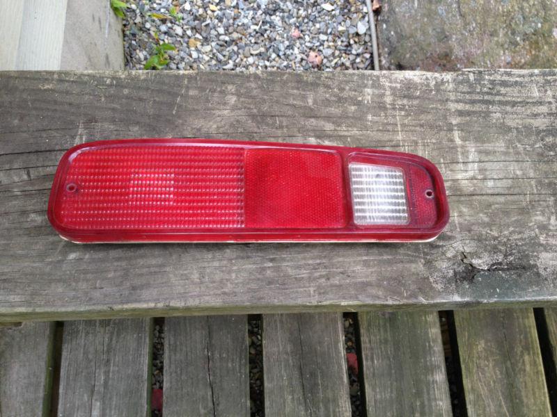 Factory ford truck bronco f150 f250 f350 right hand tail light lens 1973-1979