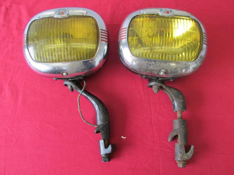 1930s 40s gm guide 859-f 5-3/4" fog lights with emblems & stands pair 1013