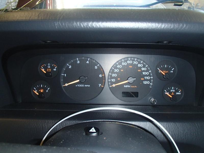 02 03 04 jeep grand cherokee speedometer cluster laredo and sport mph 633814