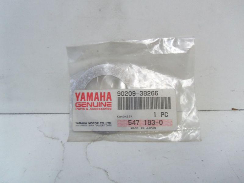 Yamaha n.o.s 90209-38266-00 washer,spec'l shape xt350 crank washer 1985-00