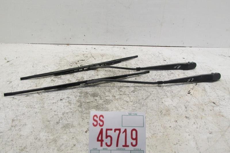1994 lincoln town car left right front windshield wiper arm oem set 10066