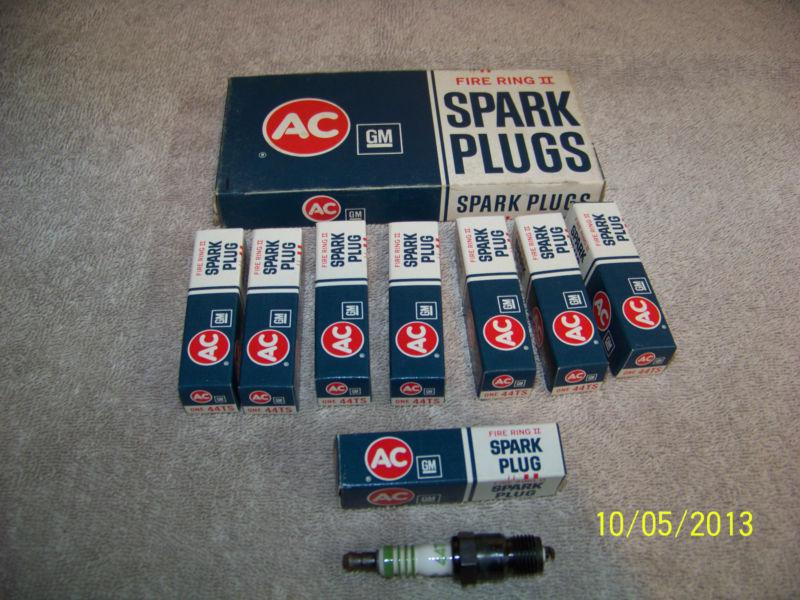  nos new ac 44ts w/ 4 green ring spark plugs 67 1967 68 1968 buick gs 400 gs400