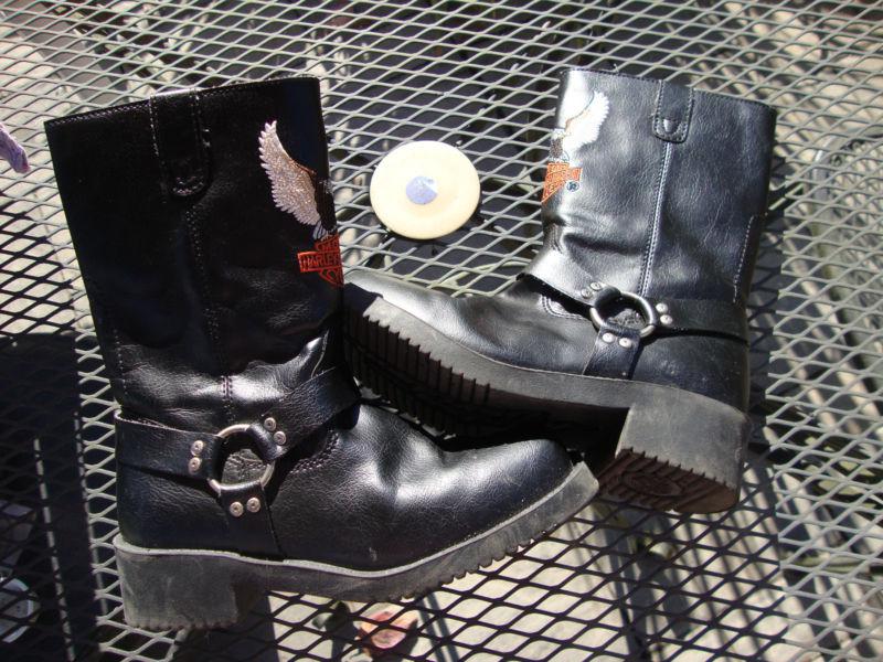Pair of used childs harley davidson motorcycle boots - size 2 