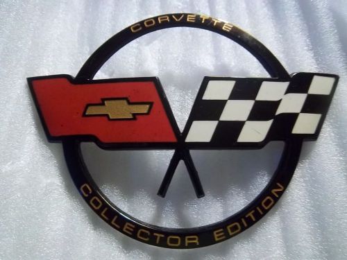 Corvette emblem 1982 collector edition nose part#14042290