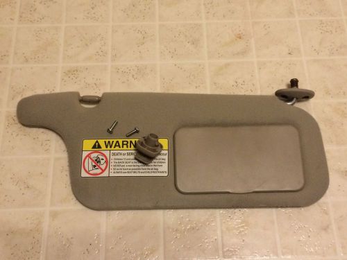 96-00  honda civic ps sun visor taupe with clip and screws (fits:1996 civic)