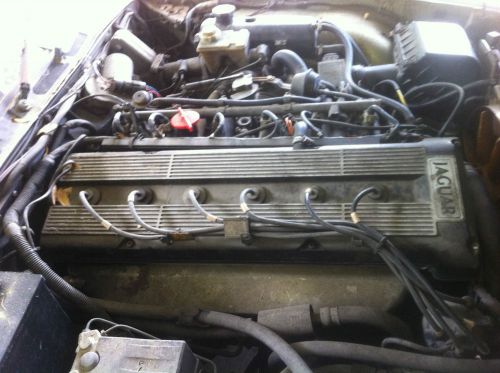 Complete 3.6  engine &amp; transmission from 1989  us jaguar xj6. will remove &amp; ship