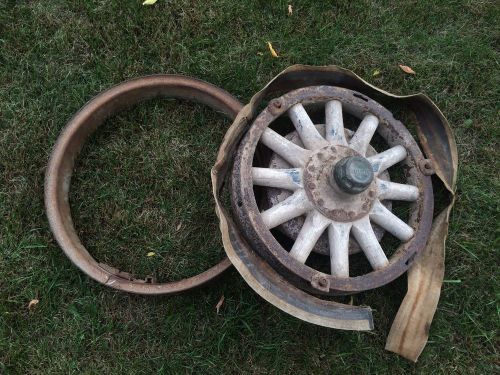 Vintage 1920s buick wooden spoke wheel rim hub