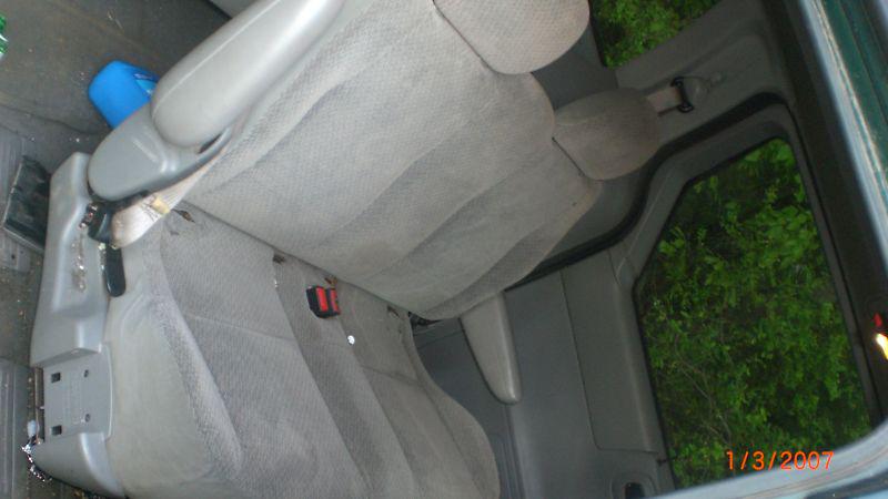 Ford windstar rear 2nd row cloth seat 03 02 01 00 van parting