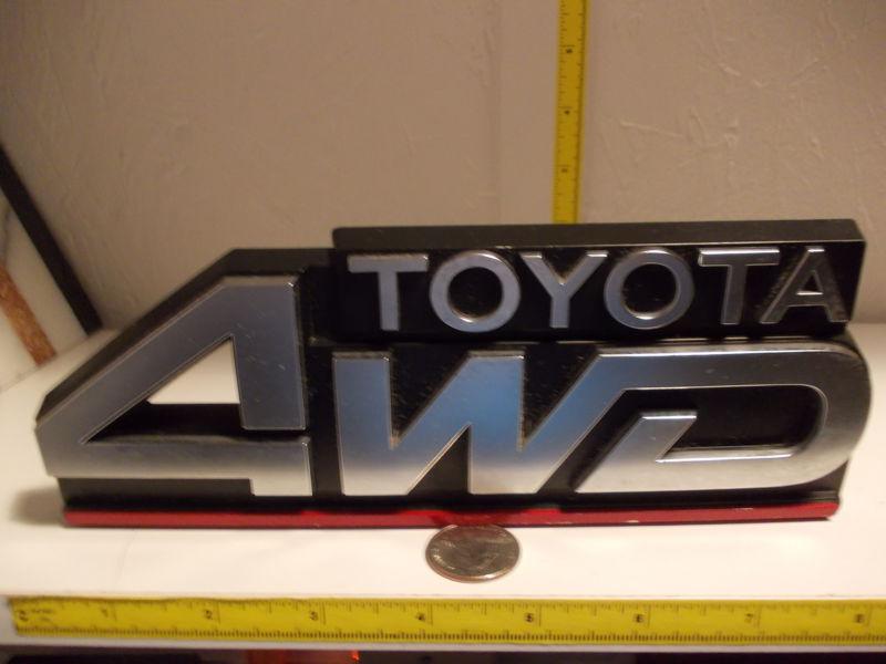 Toyota 4wd 4x4 four wheel drive emblem