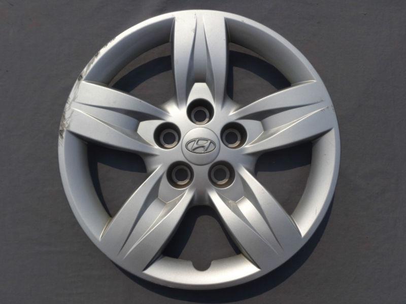 2009 hyundai santa fe hubcap wheel cover 16" oem 52960-0w100 h# 55561 #h13-b140
