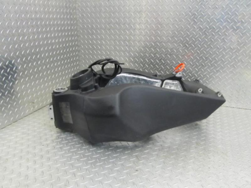 2009 buell 1125r frame chassis fuel tank gas petrol tank (c)