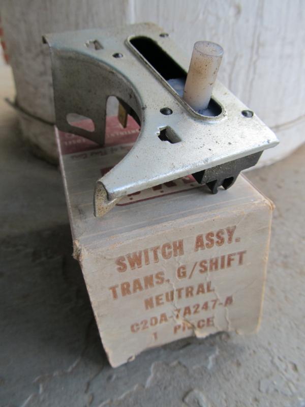 Nos 1962 ford fairlane 500 neutal safety switch fomoco c20a-7a247-a