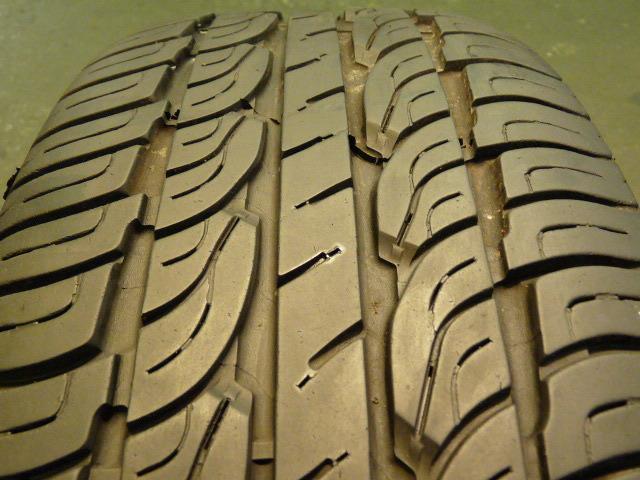 One kelly navigator touring gold, 225/65/16 p225/65r16 225 65 16, tire # 41395 q