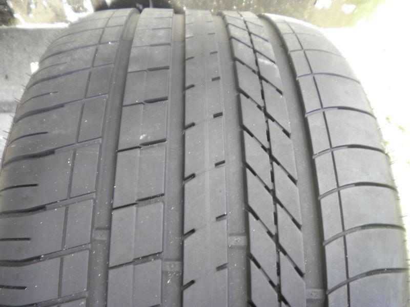 1 goodyear excellence rft bmw tire 275 35 19 - 70%  caii t0 buy @ $145
