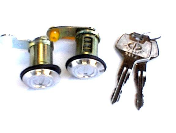 Door lock set w/key(l&r) 86 87 88 89 90 91 92 93 94 nissan sentra