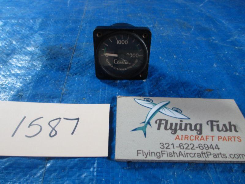 Cessna aircraft oxygen cylinder pressure gauge, p/n aw1827ae04