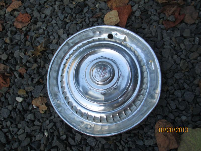  60's mg or early '70's mg midget? hubcap screw on aluminum
