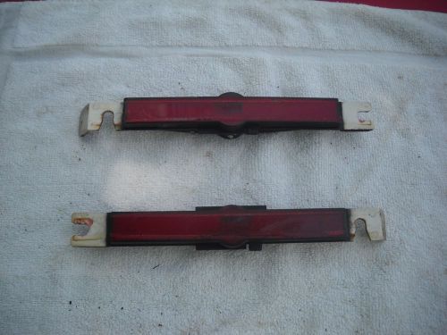 87-93 cadillac allante rear red side signal marker light pair left and right